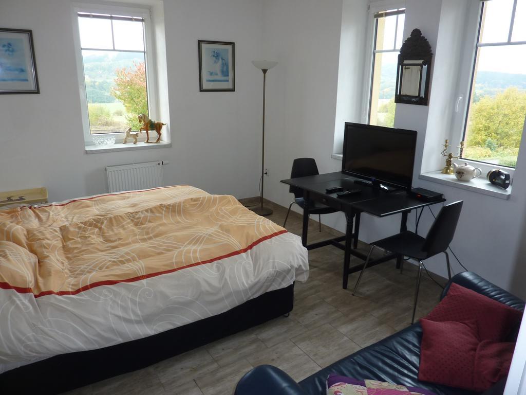B&B En Mini-Camping Pension Kidafo Libun Экстерьер фото