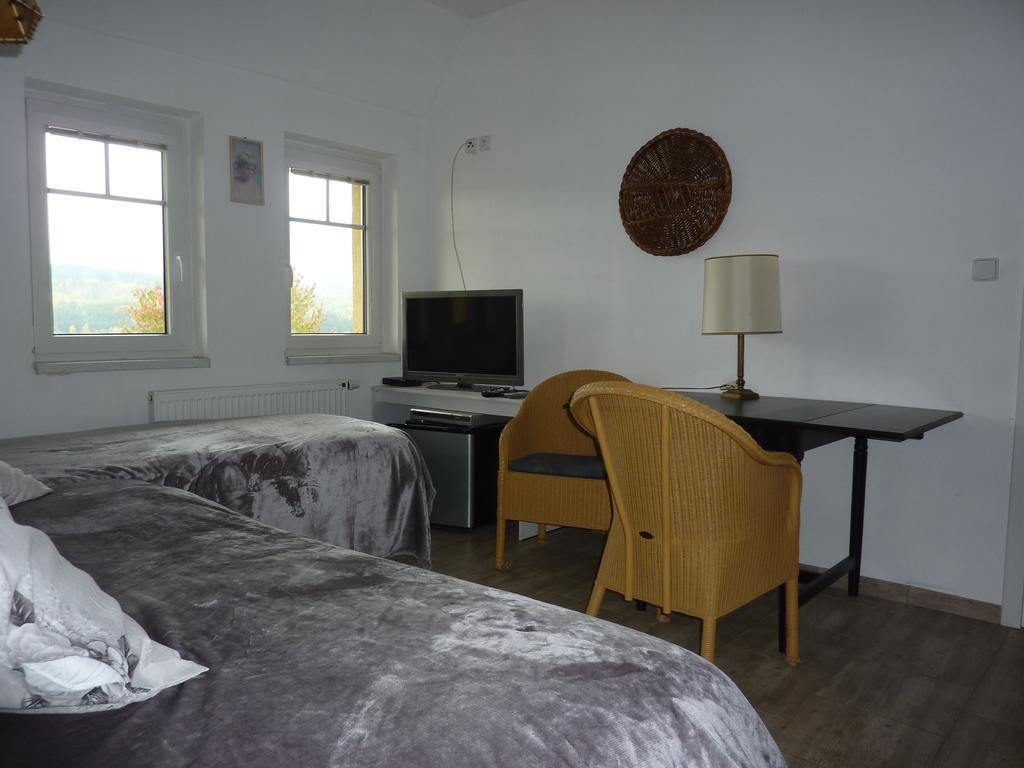 B&B En Mini-Camping Pension Kidafo Libun Экстерьер фото